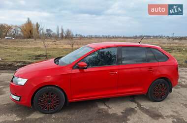 Хэтчбек Skoda Spaceback 2016 в 