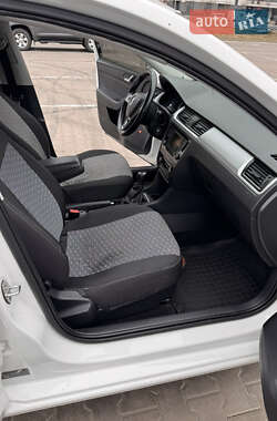 Хетчбек Skoda Spaceback 2017 в 