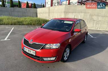 Хэтчбек Skoda Spaceback 2016 в 