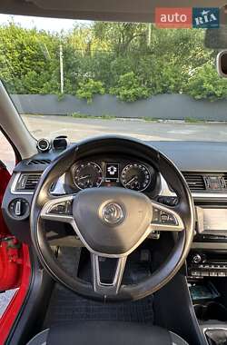 Хэтчбек Skoda Spaceback 2016 в 