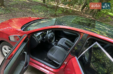 Хэтчбек Skoda Spaceback 2014 в 