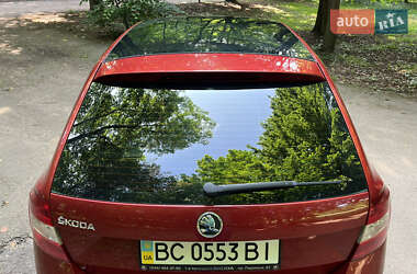 Хэтчбек Skoda Spaceback 2014 в 