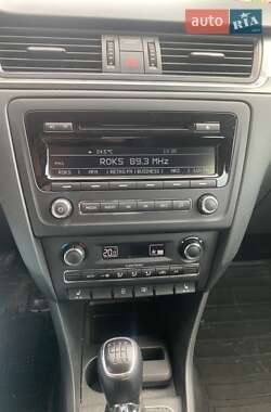 Хэтчбек Skoda Spaceback 2014 в 