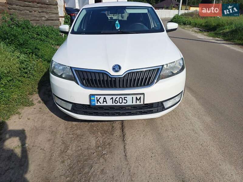 Хэтчбек Skoda Spaceback 2015 в Киеве