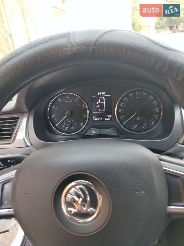 Skoda Spaceback 2014
