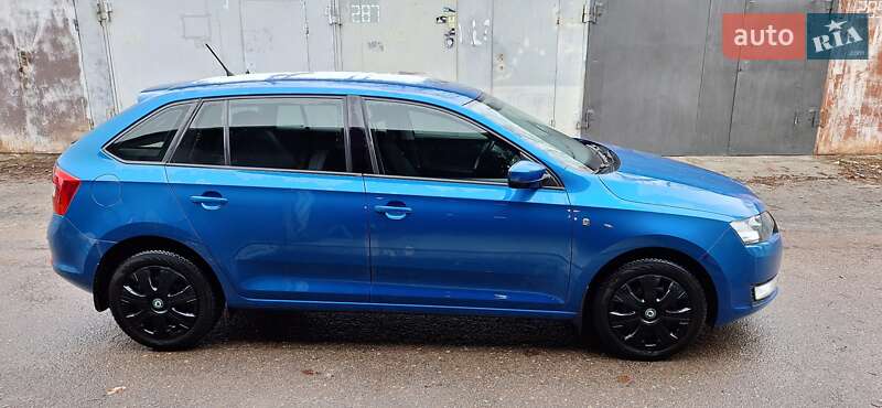 Хэтчбек Skoda Spaceback 2014 в Киеве