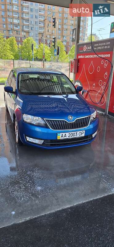 Хэтчбек Skoda Spaceback 2014 в Киеве