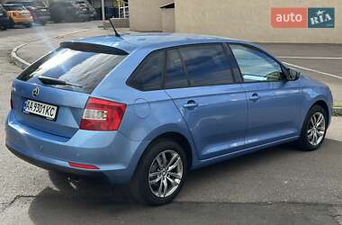 Хэтчбек Skoda Spaceback 2015 в 