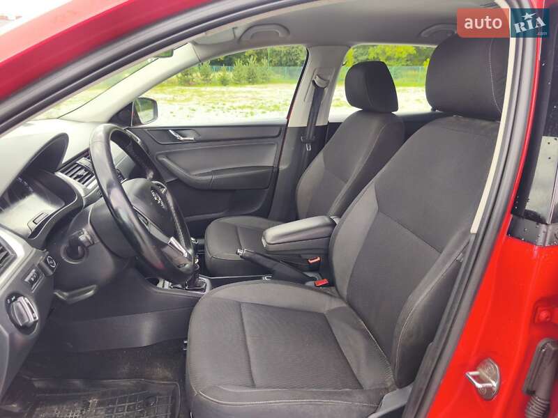 Хэтчбек Skoda Spaceback 2015 в Львове фото 2 Хэтчбек Skoda Spaceback 2015 в Львове