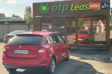 Хэтчбек Skoda Spaceback 2016 в 