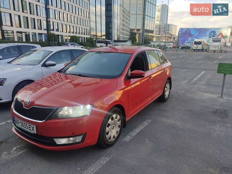 Хэтчбек Skoda Spaceback 2016 в 