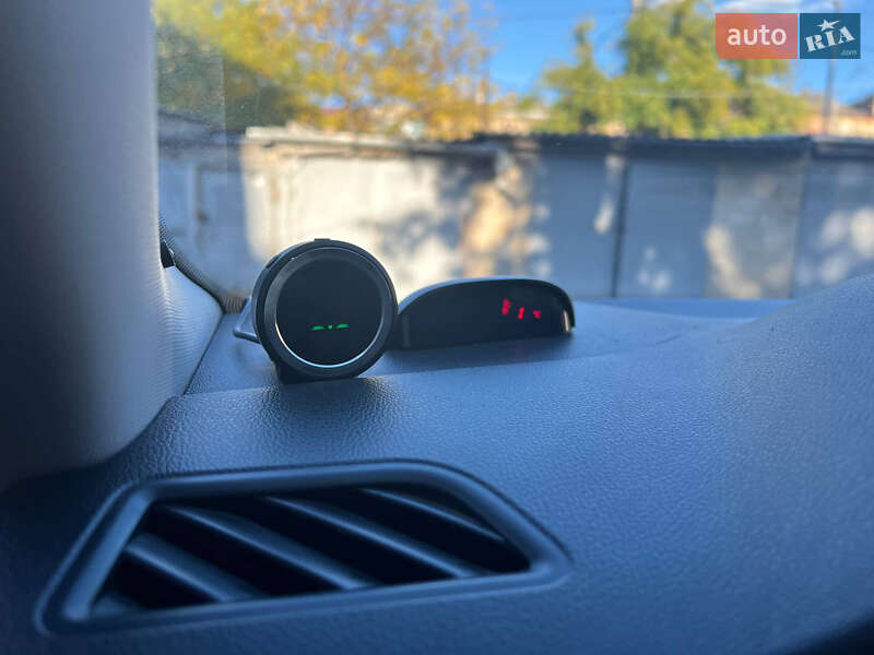 Хэтчбек Skoda Spaceback 2015 в Одессе