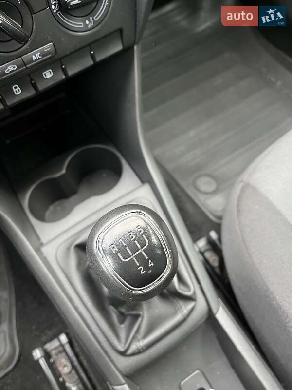 Хэтчбек Skoda Spaceback 2018 в Киеве фото 22 Хэтчбек Skoda Spaceback 2018 в Киеве