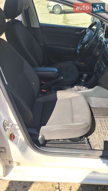Хетчбек Skoda Spaceback 2014 в Кривому Розі фото 7 Хетчбек Skoda Spaceback 2014 в Кривому Розі