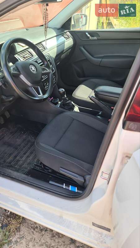 Хетчбек Skoda Spaceback 2014 в Кривому Розі фото 13 Хетчбек Skoda Spaceback 2014 в Кривому Розі