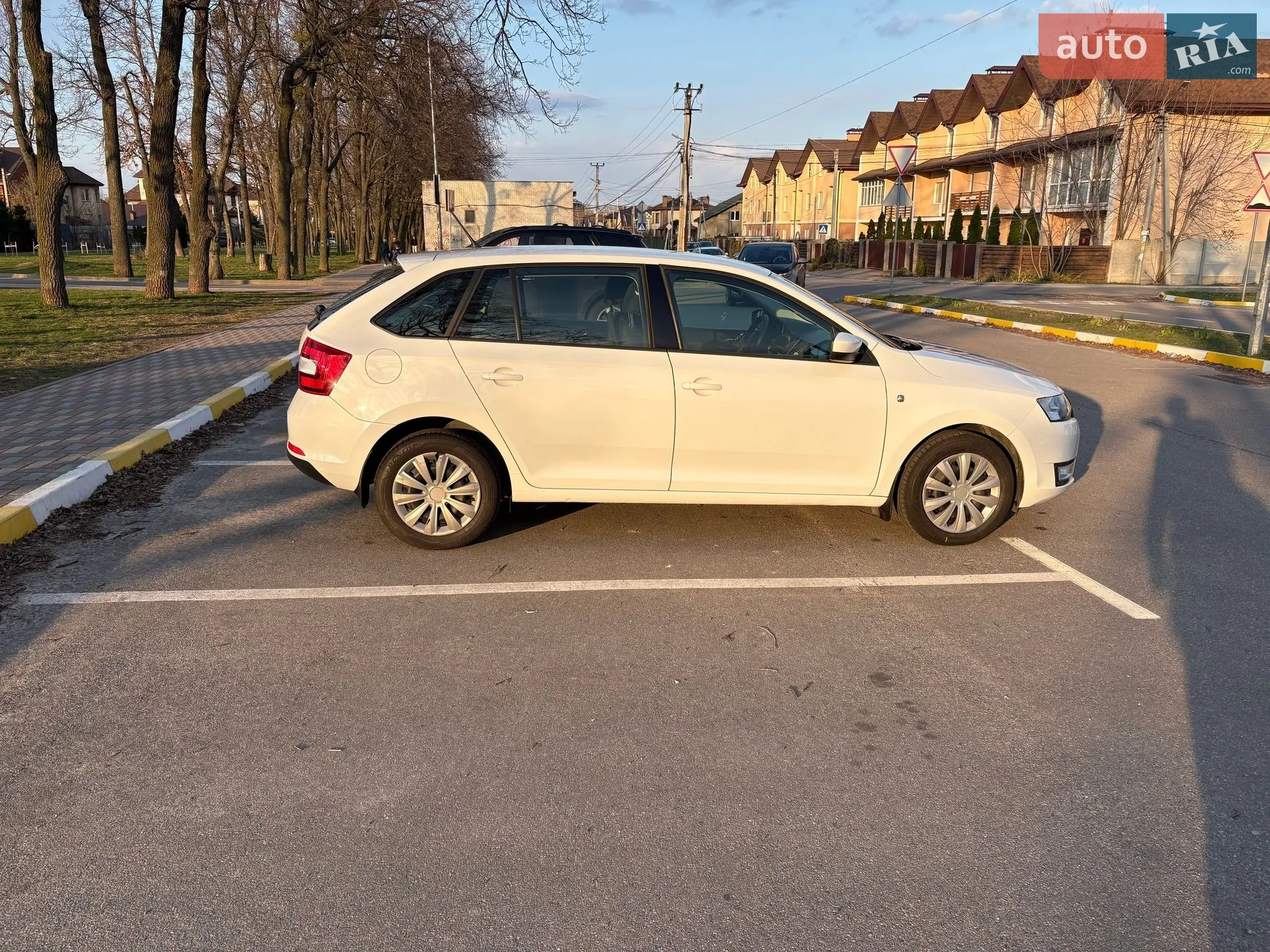 2014 Skoda Rapid - мініатюра 2