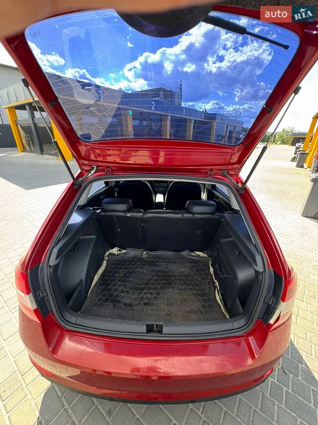 2014 Skoda Rapid - мініатюра 10
