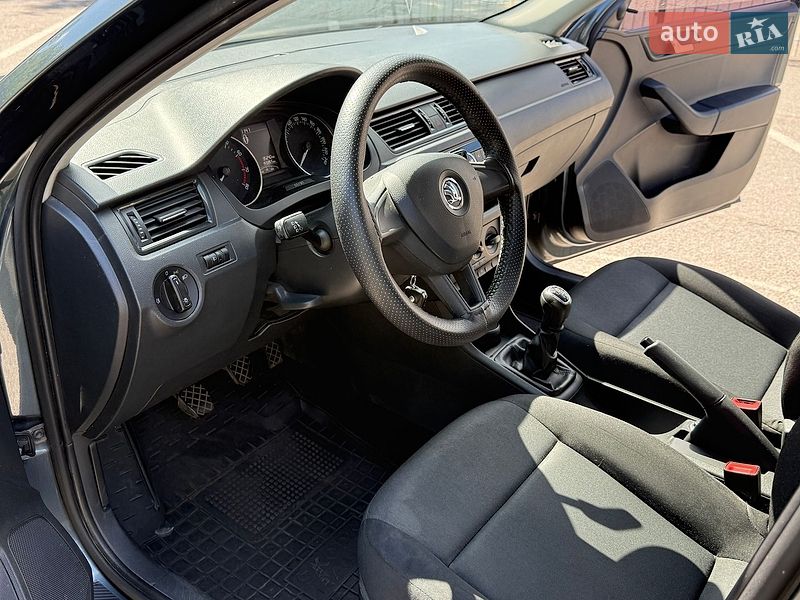 Хэтчбек Skoda Spaceback 2017 в Днепре