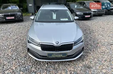 Skoda Superb Scout 2020