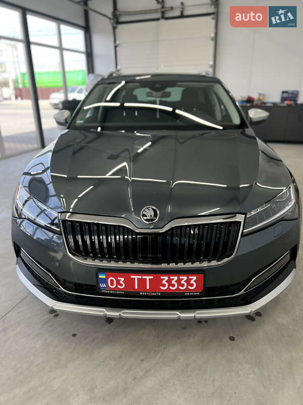 Универсал Skoda Superb Scout 2020 в 