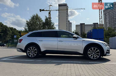 Универсал Skoda Superb Scout 2019 в 