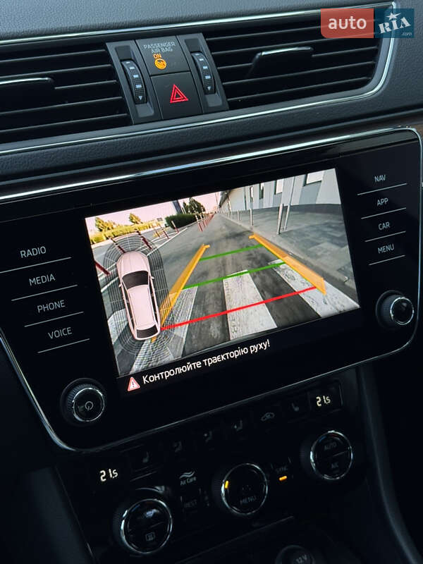 Универсал Skoda Superb Scout 2019 в Киеве фото 26 Универсал Skoda Superb Scout 2019 в Киеве