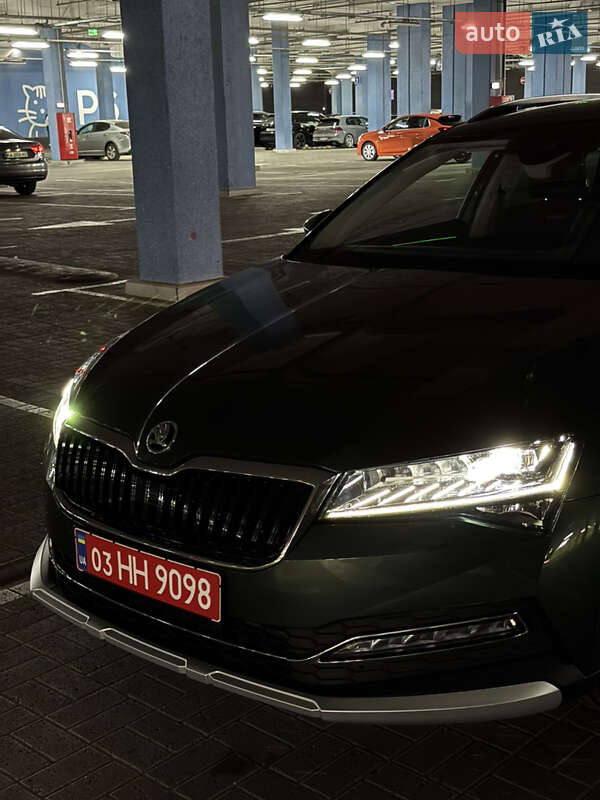 Универсал Skoda Superb Scout 2019 в Киеве фото 46 Универсал Skoda Superb Scout 2019 в Киеве
