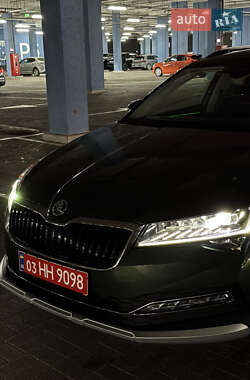 Универсал Skoda Superb Scout 2019 в 