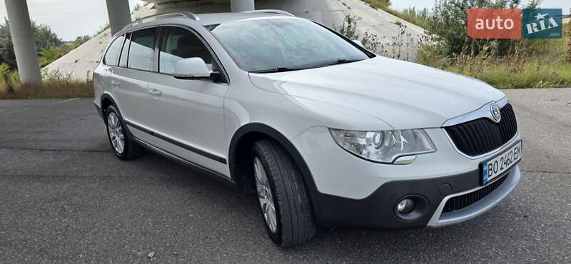 Універсал Skoda Superb Scout 2012 в Тернополі