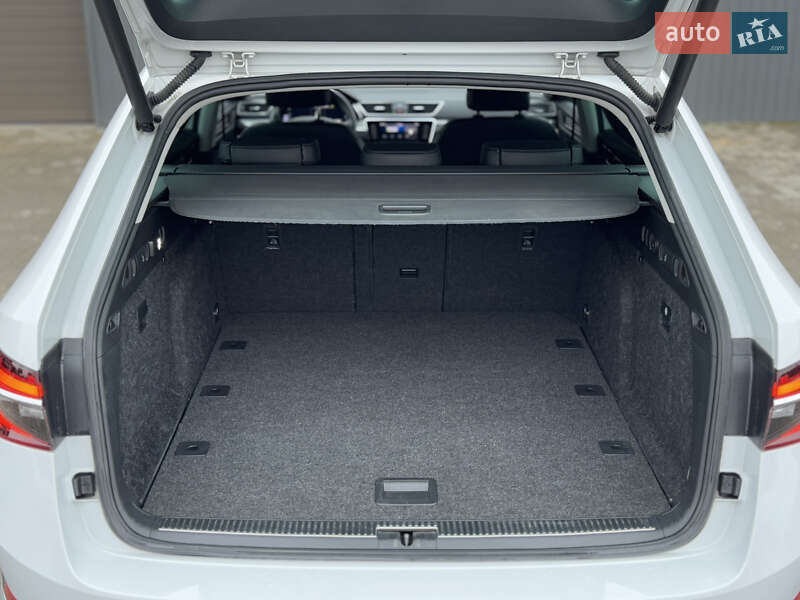 Универсал Skoda Superb Scout 2020 в Ровно