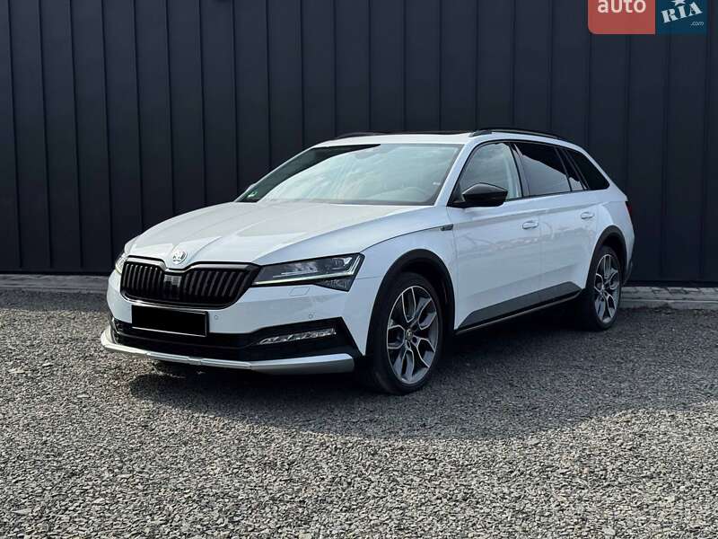Skoda Superb Scout 2022