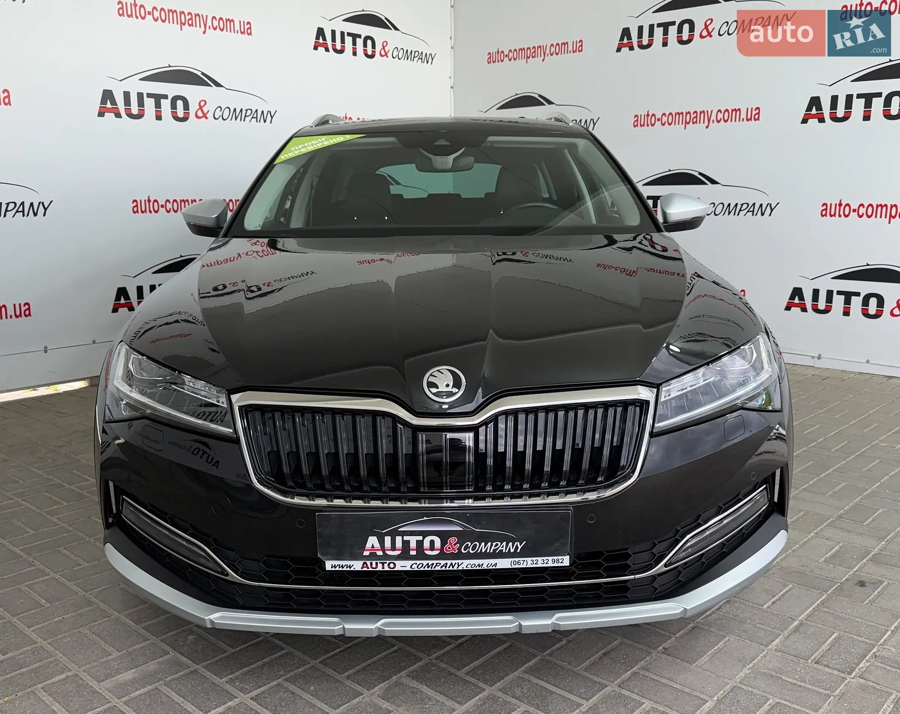 2021 Skoda Superb - мініатюра 2