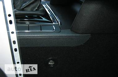 Седан Skoda Superb 2010 в 