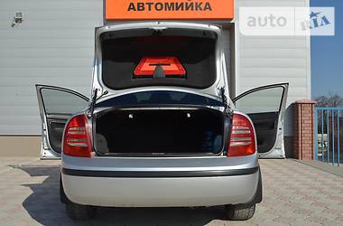 Седан Skoda Superb 2006 в 