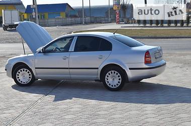 Седан Skoda Superb 2006 в 