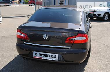 Седан Skoda Superb 2011 в Киеве