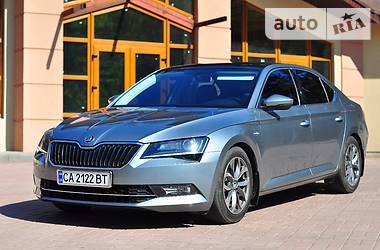 Седан Skoda Superb 2016 в Черкассах