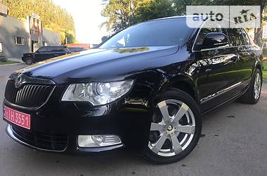 Седан Skoda Superb 2010 в Киеве