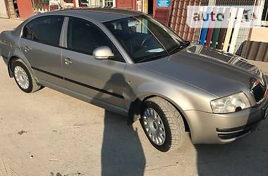 Седан Skoda Superb 2007 в Днепре