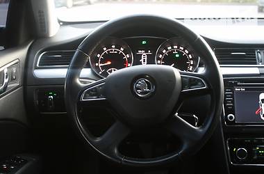 Лифтбек Skoda Superb 2013 в 