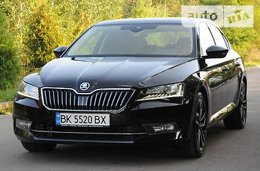 Седан Skoda Superb 2016 в Ровно