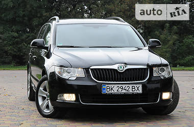 Универсал Skoda Superb 2013 в Ровно