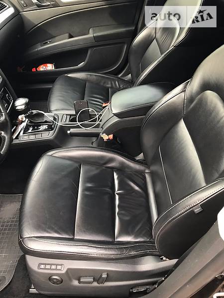 Седан Skoda Superb 2012 в Києві