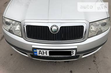 Седан Skoda Superb 2005 в Мариуполе