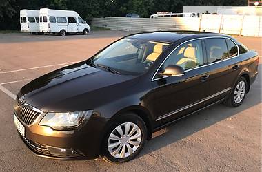 Лифтбек Skoda Superb 2015 в Ровно