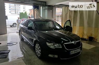 Седан Skoda Superb 2009 в Харькове