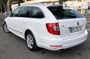 Универсал Skoda Superb 2010 в Тернополе