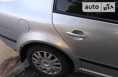 Седан Skoda Superb 2005 в 