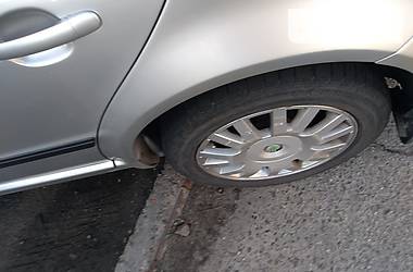 Седан Skoda Superb 2005 в 
