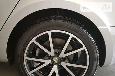 Універсал Skoda Superb 2012 в 
